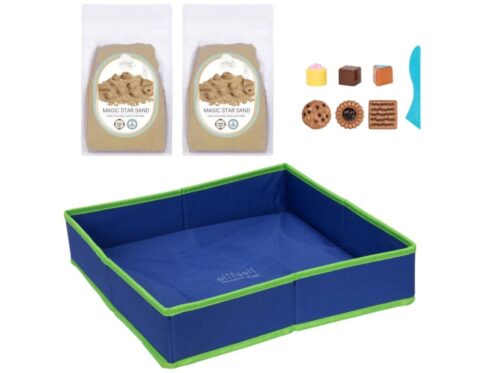 Kinetic sand with sandbox and moulds