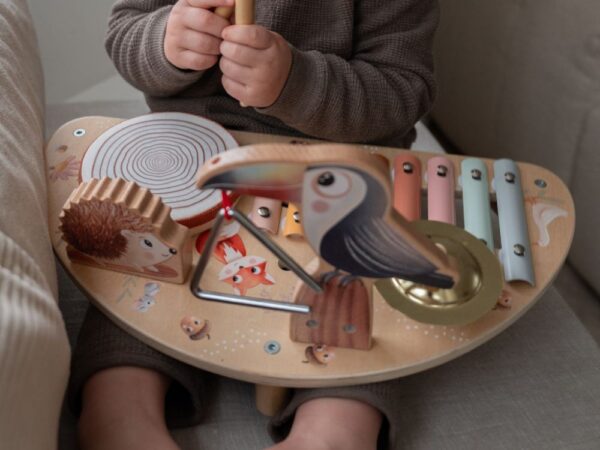 Music table for children - Animals