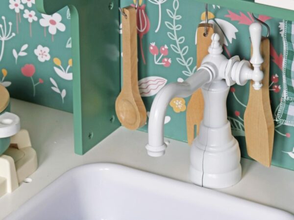 Children's wooden kitchen with sounds - vintage style