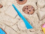 Kinetic sand with sandbox and moulds