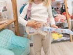 Children's electric guitar (toy)